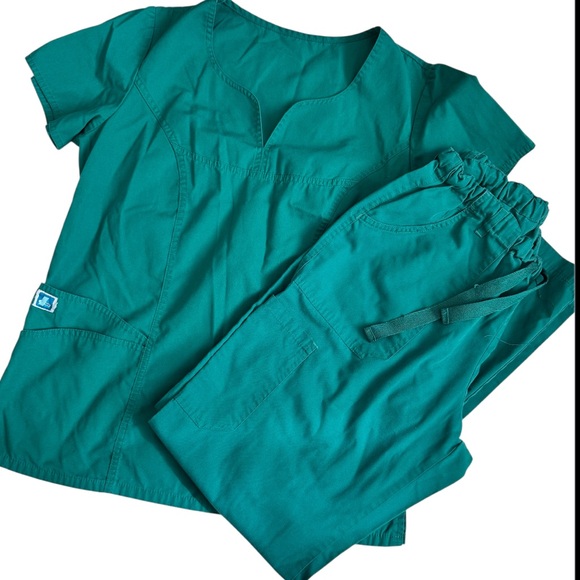 Adar Green Nurse Scrub Set Size Medium Pants & Large Top - Picture 1 of 5